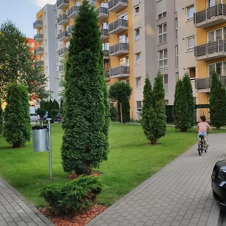 Kronstadt Garden Apartment *